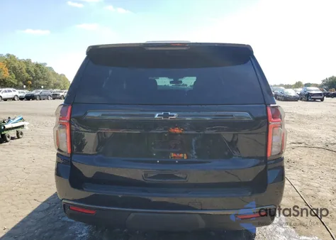 2021 Chevrolet Suburban K1500 Z71 z USA, uszkodzony, nr VIN 1GNSKDKD6MR336772